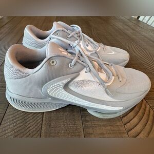 Nike Zoom Freak 4 TB Sneaker - Basketball Shoes Men’s Size 12